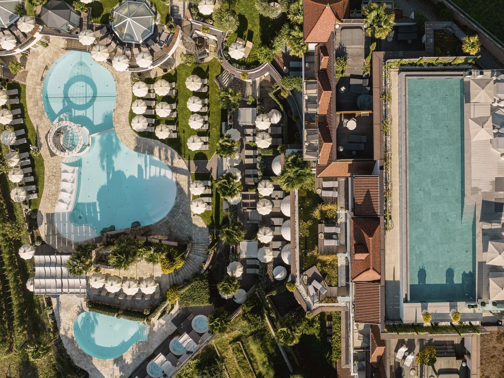 Outdoor Pools