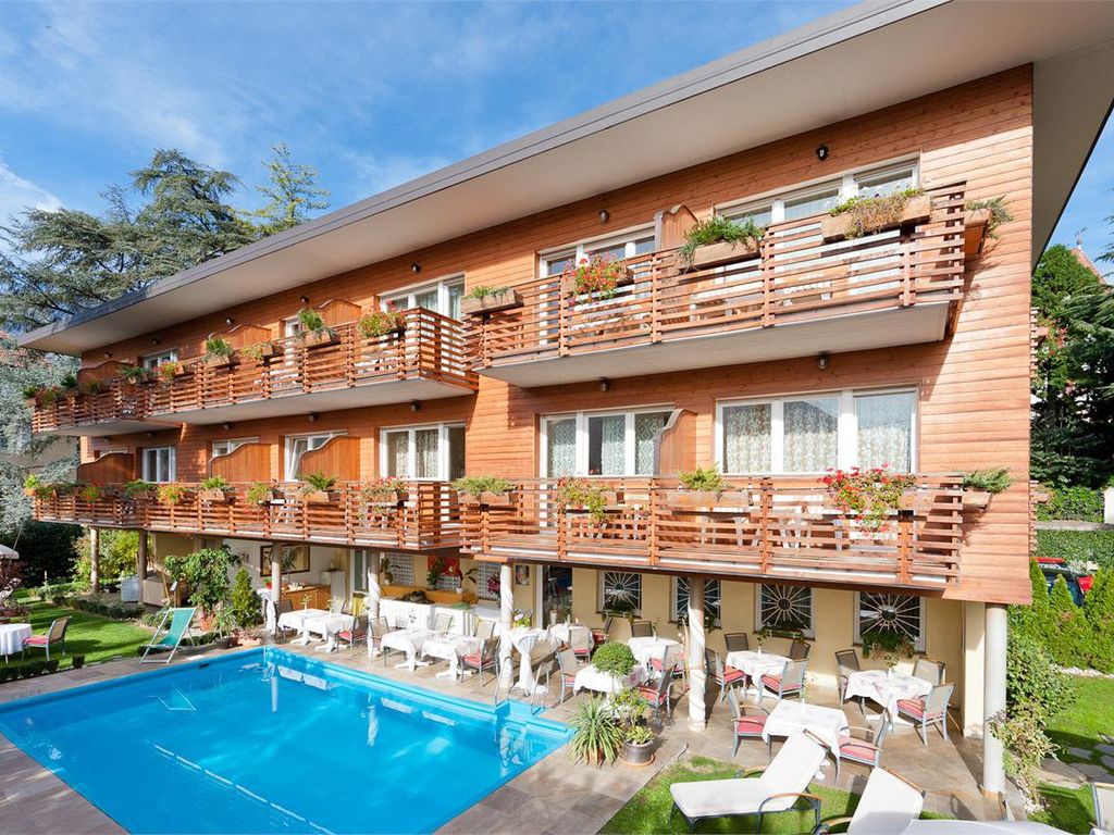 Hotel Aster