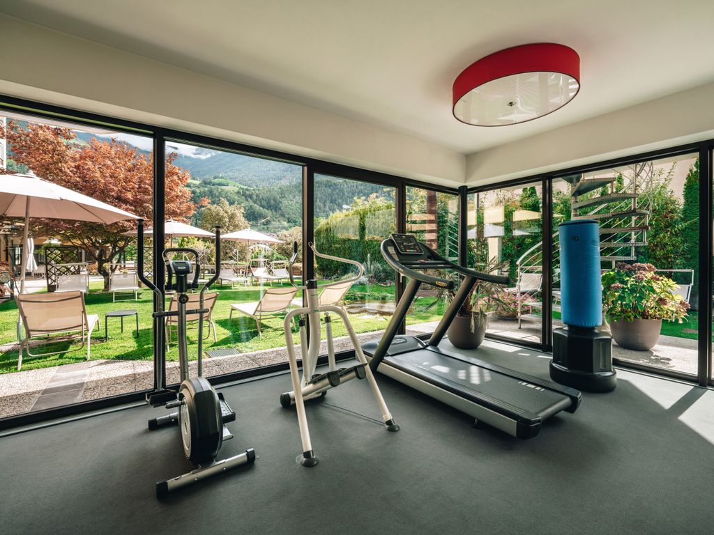 Dominik Alpine City Wellness Hotel