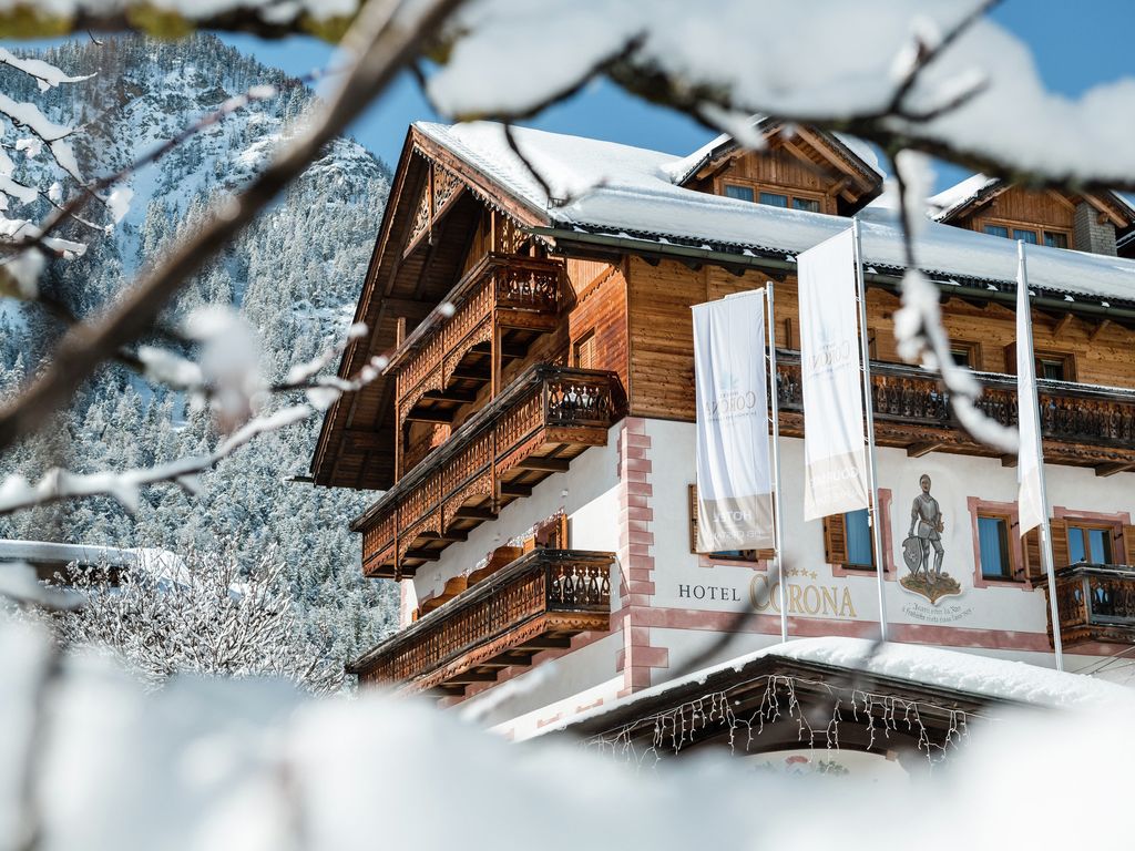 Hotel Corona Winter