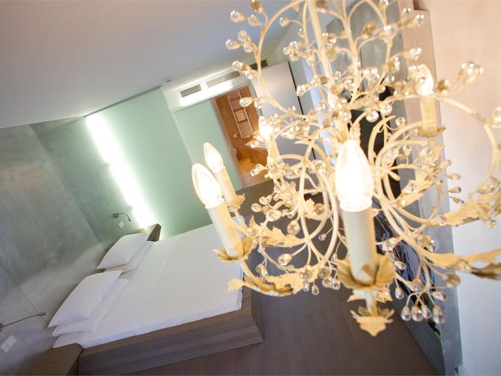 ALUMINIUM - Prestige artroom by Ulrich Egger - ImperialArt****