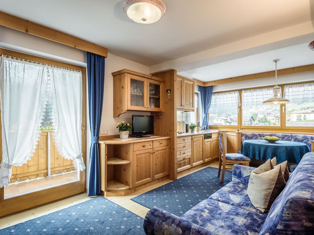 Wohnzimmer + Küche