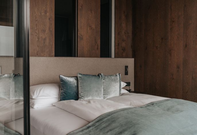Superior Suite mountain view
