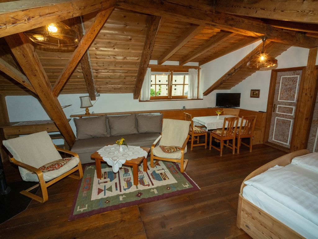 Wohnraum Jennwand
