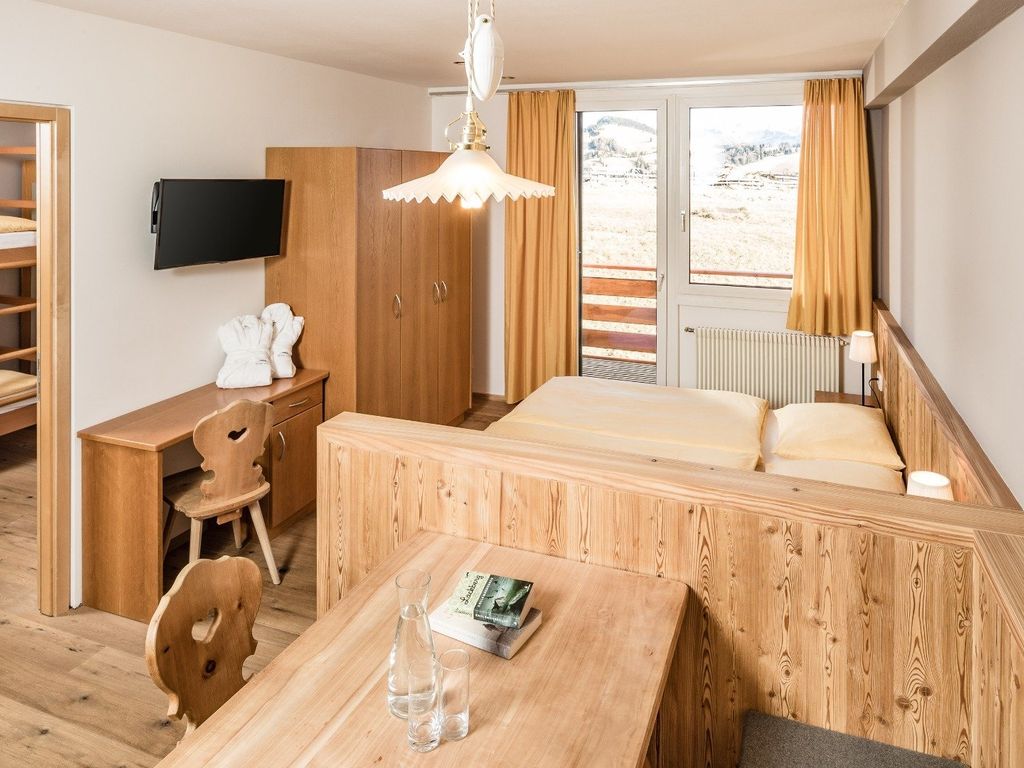 Appartement mit Balkon