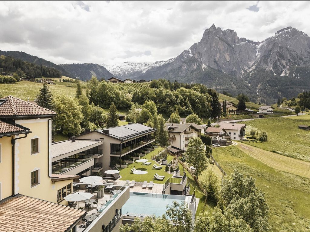 Hotel Alpenflora**** in Kastelruth