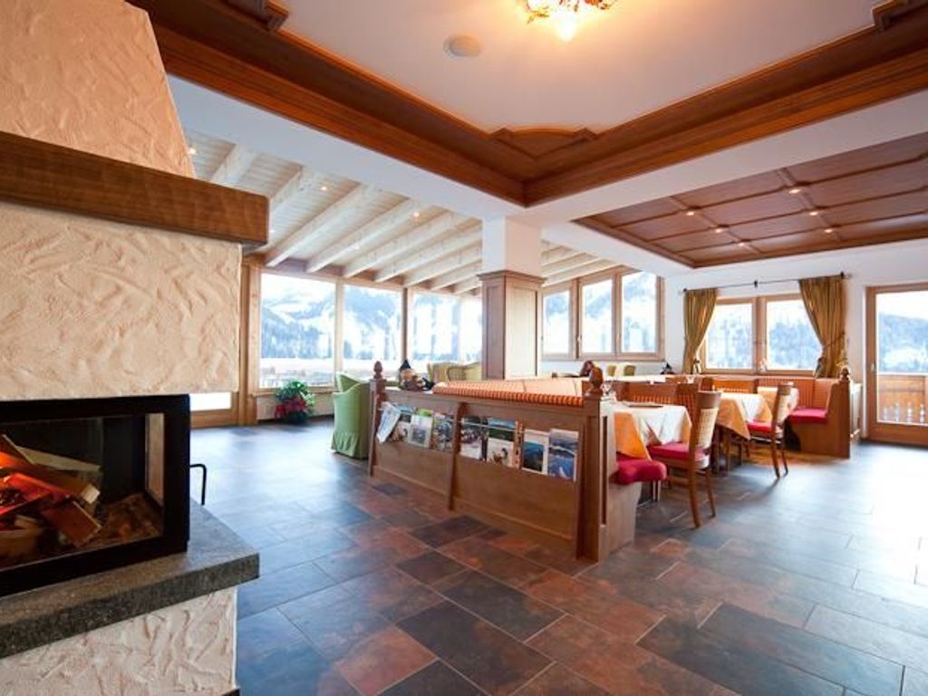 Hotel Gstatsch