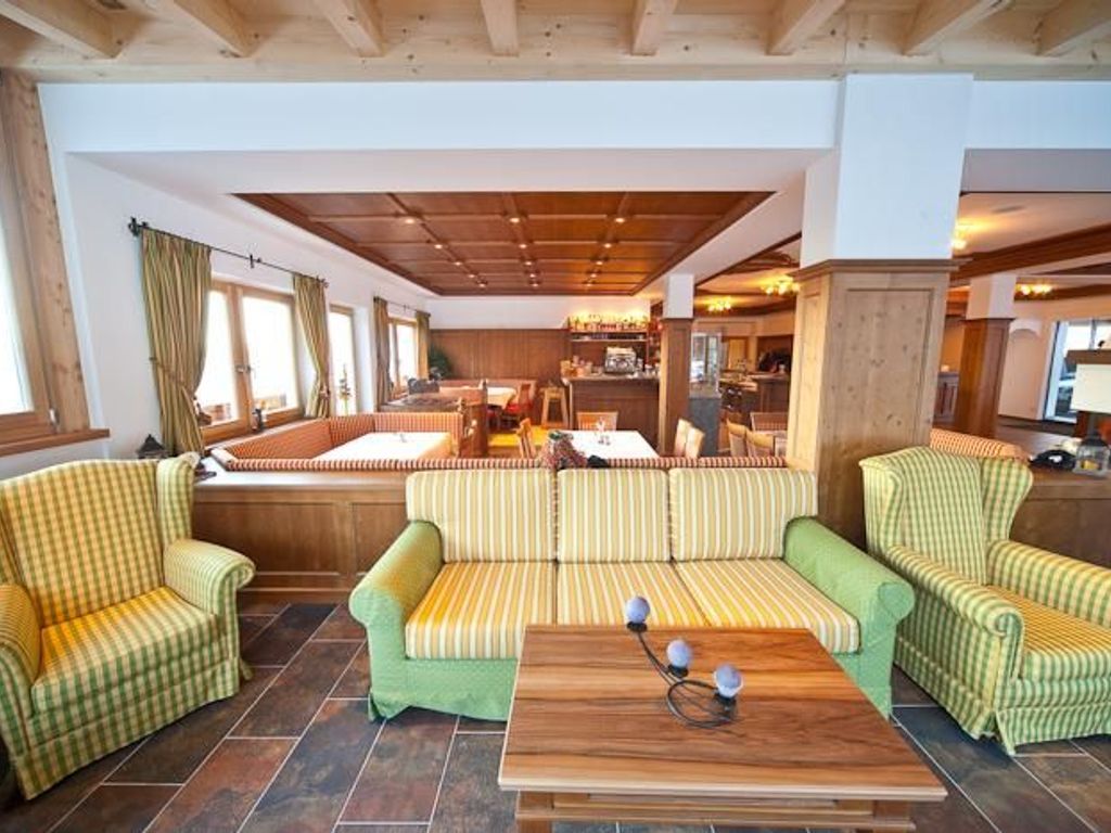 Hotel Gstatsch