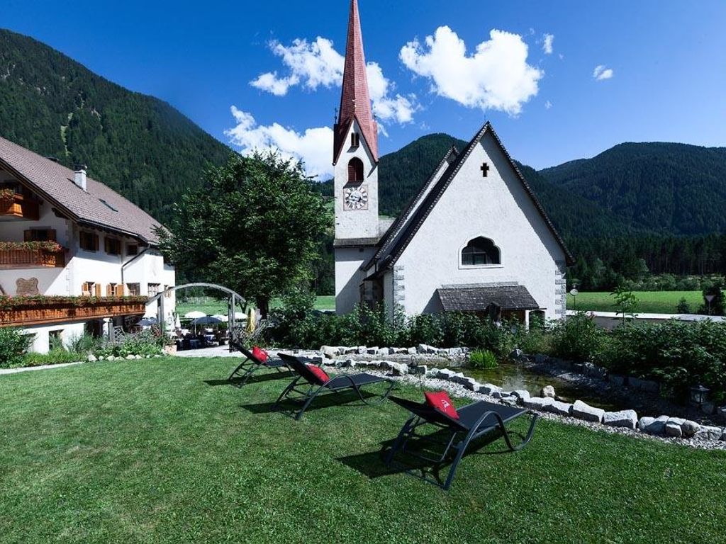 Hotel Messnerwirt Antholz Garten