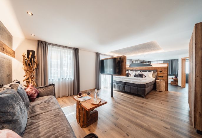 Romantic Spa Suite