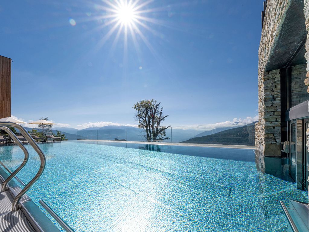 Tratterhof Mountain Sky Hotel