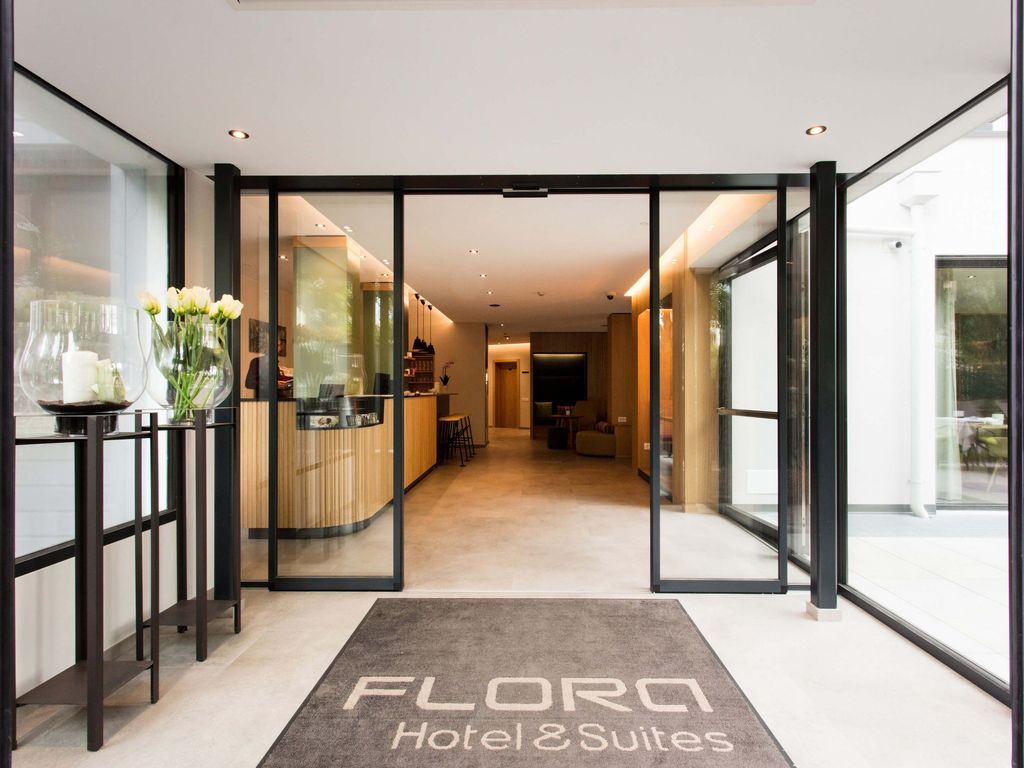 Flora Hotel & Suites