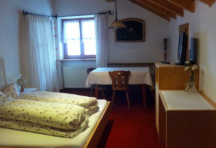 Doppelzimmer mit Balkon