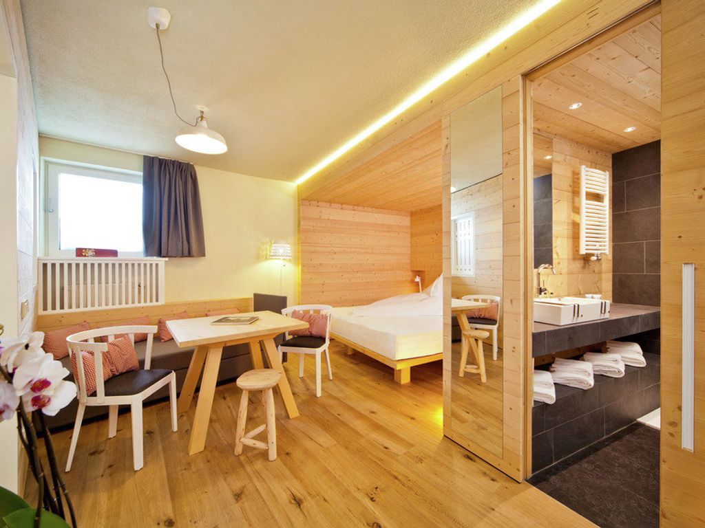 Glacier Hotel Grawand