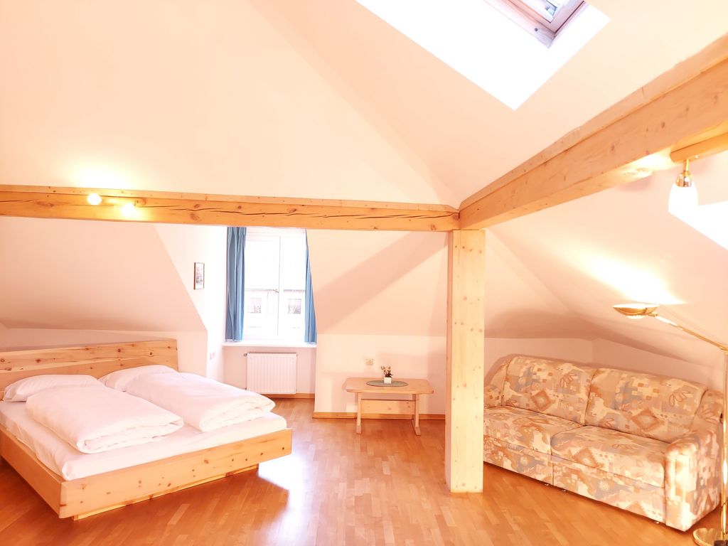 Appartment Wintermärchen Wohnschlafraum mit Küchenecke