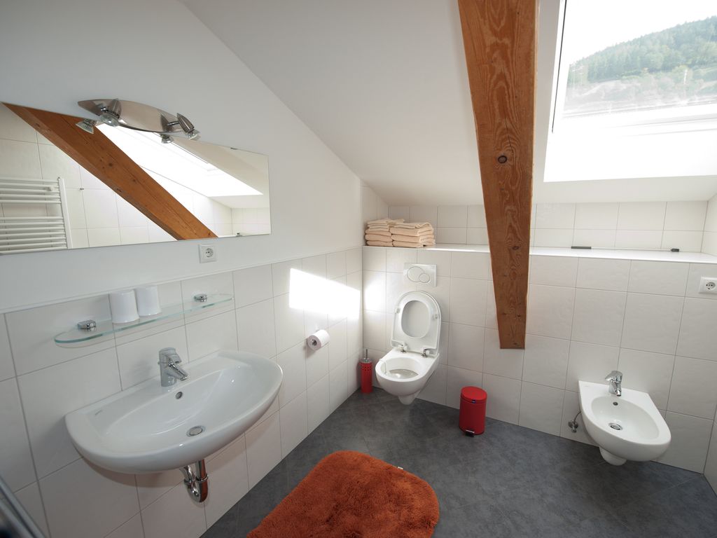 Ferienwohnung 6 Personen mit Balkon