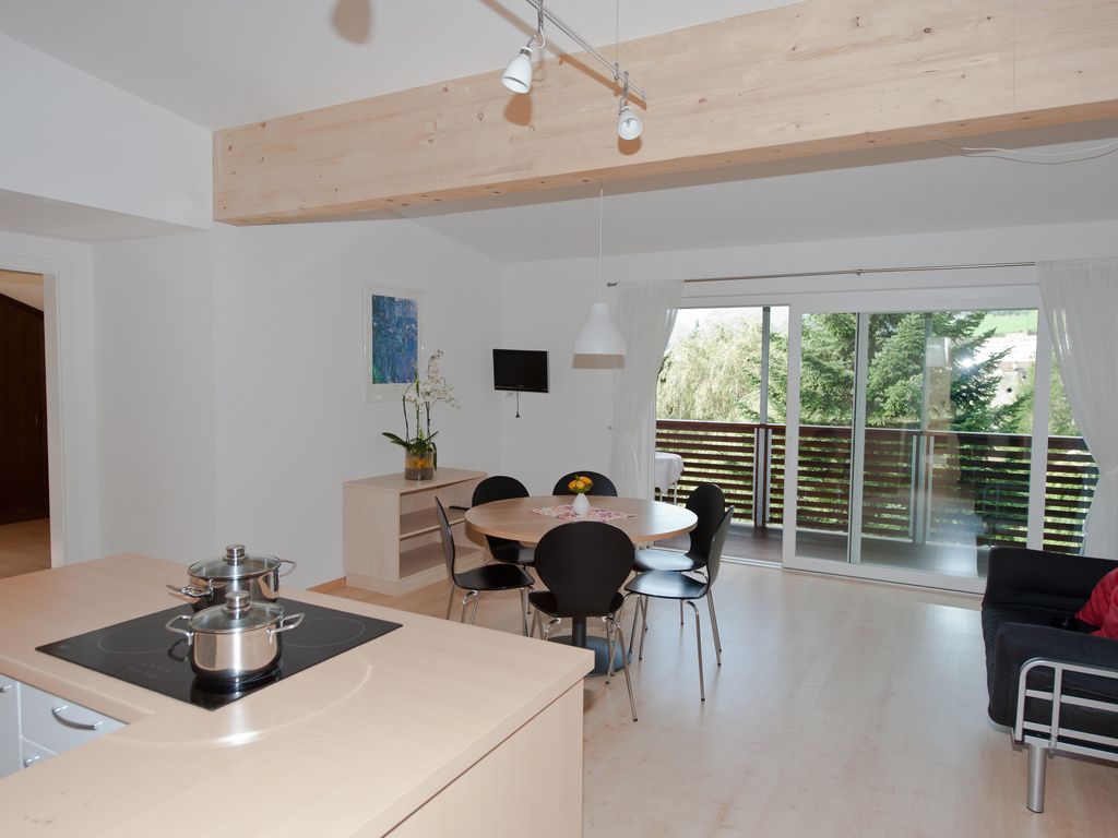 Ferienwohnung 6 Personen mit Balkon