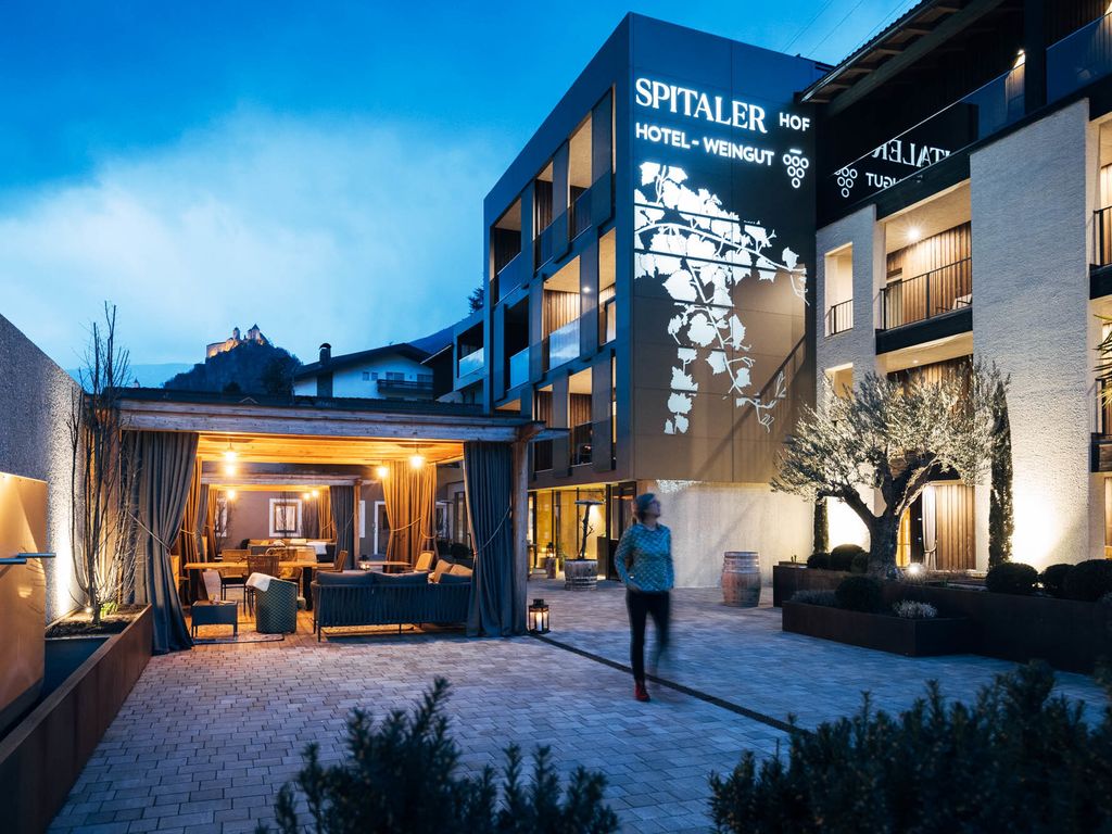 Weingut & Genusshotel Spitalerhof