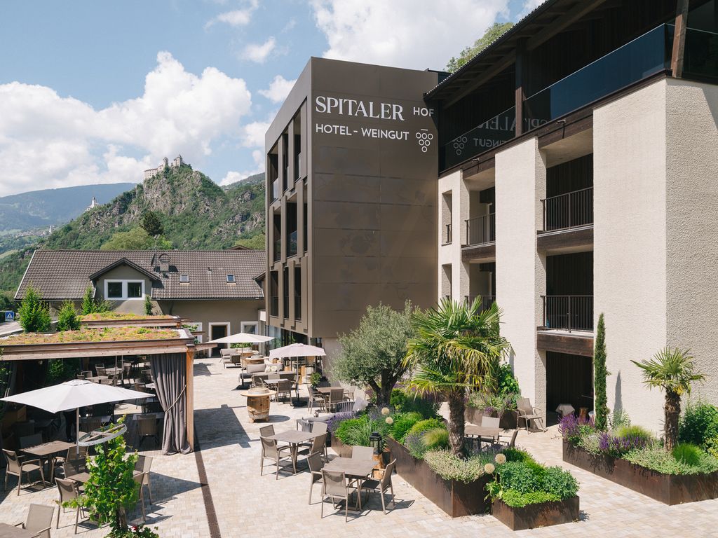Weingut & Genusshotel Spitalerhof