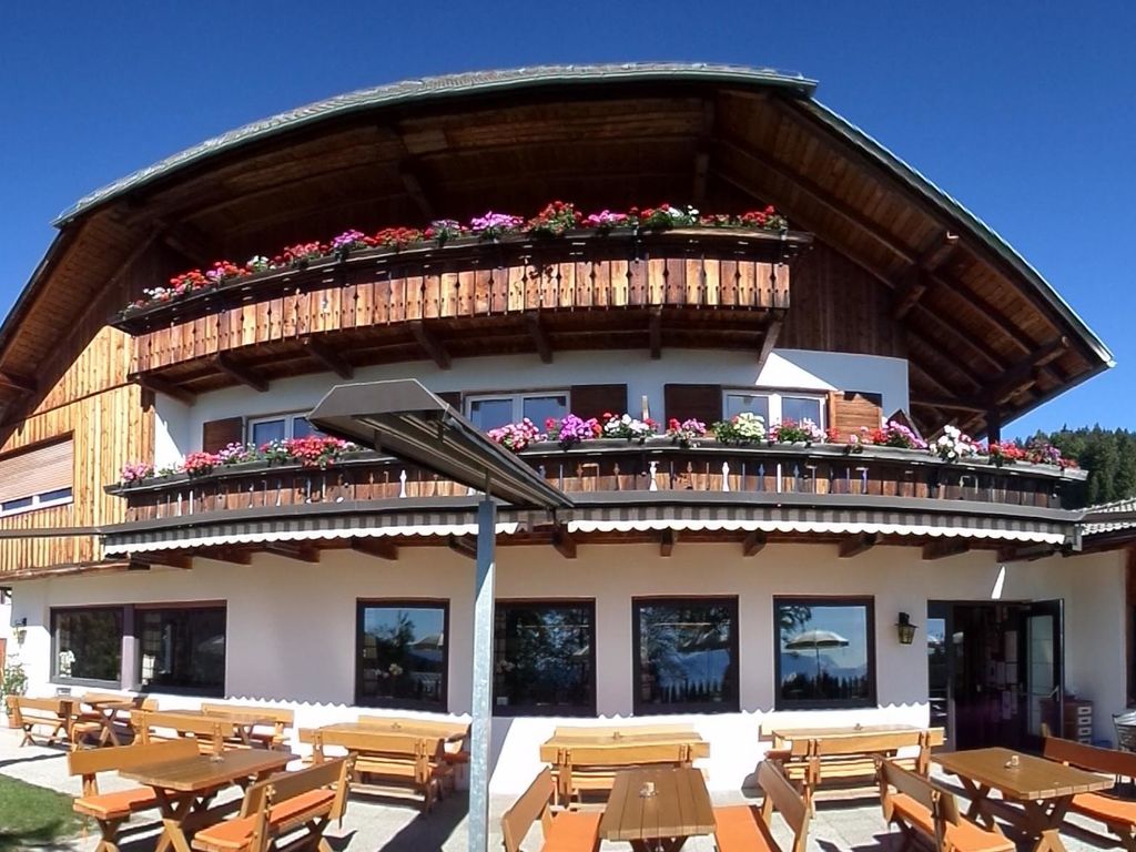 Der Gasthof mit Terasse