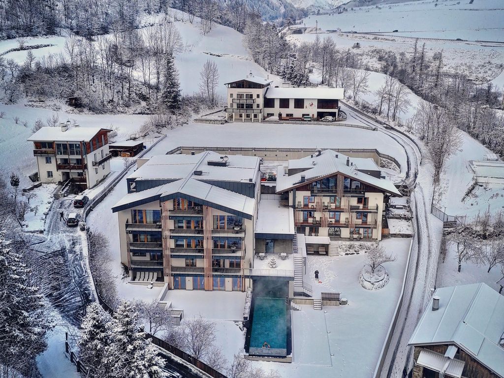 Maraias - Luxury Suites & Apartments