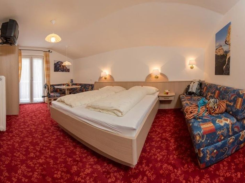 Doppel/Dreibettzimmer Alpinism mit Bad und Balkon