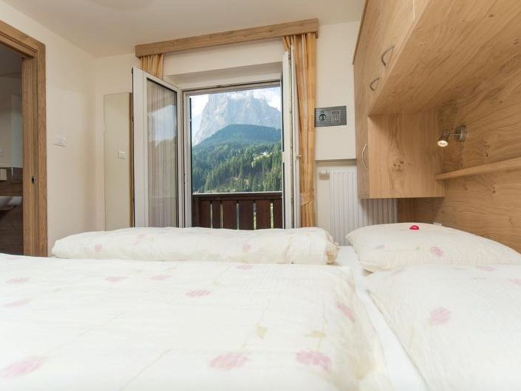 Doppelzimmer Ji cun i schi mit Bad und Balkon