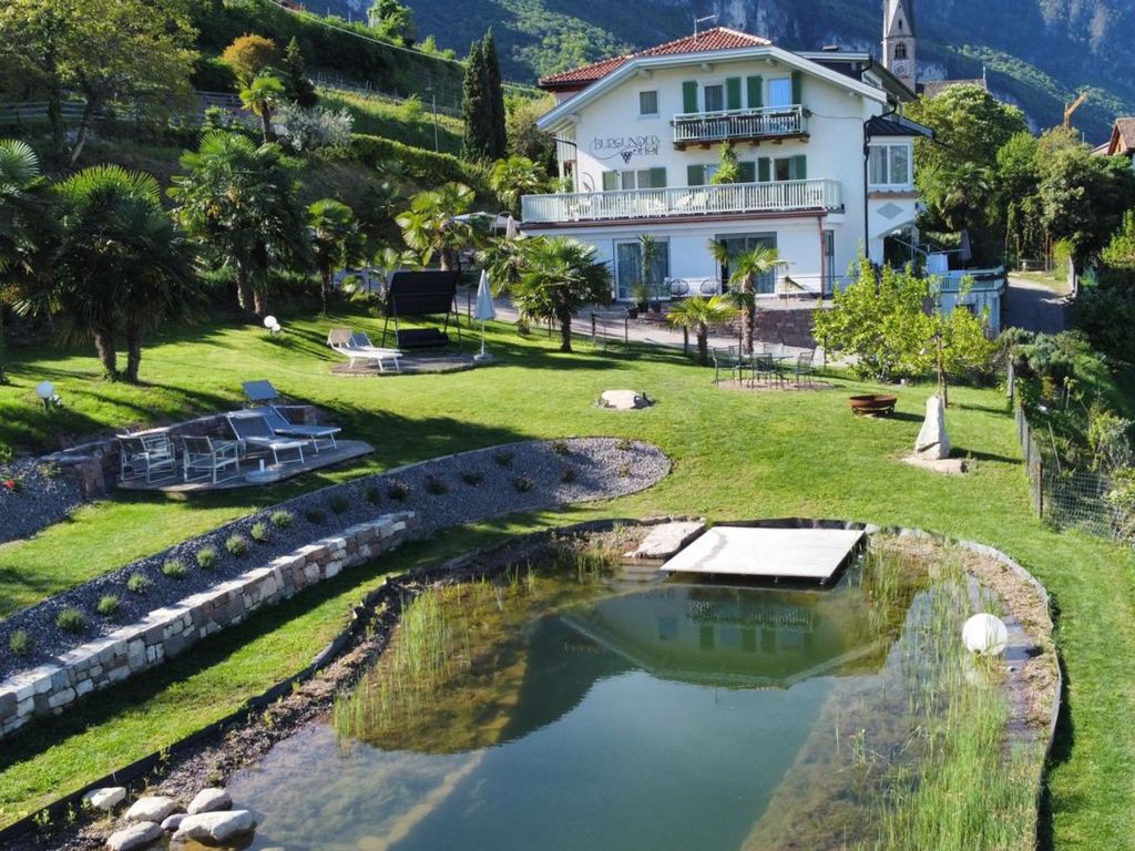 Privatzimmer und Ferienwohnungen Burgunderhof Urlaub a. d. Bauernhof