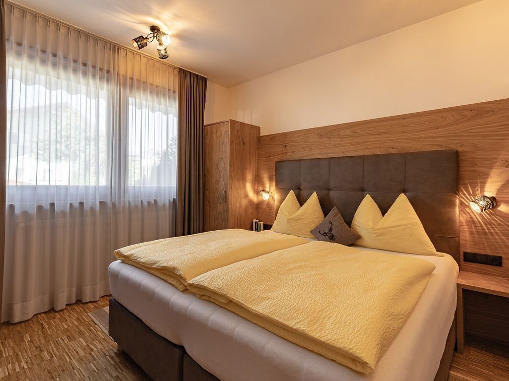 Apartment Ruiel C Bett