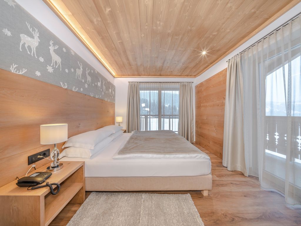 Delux Suite