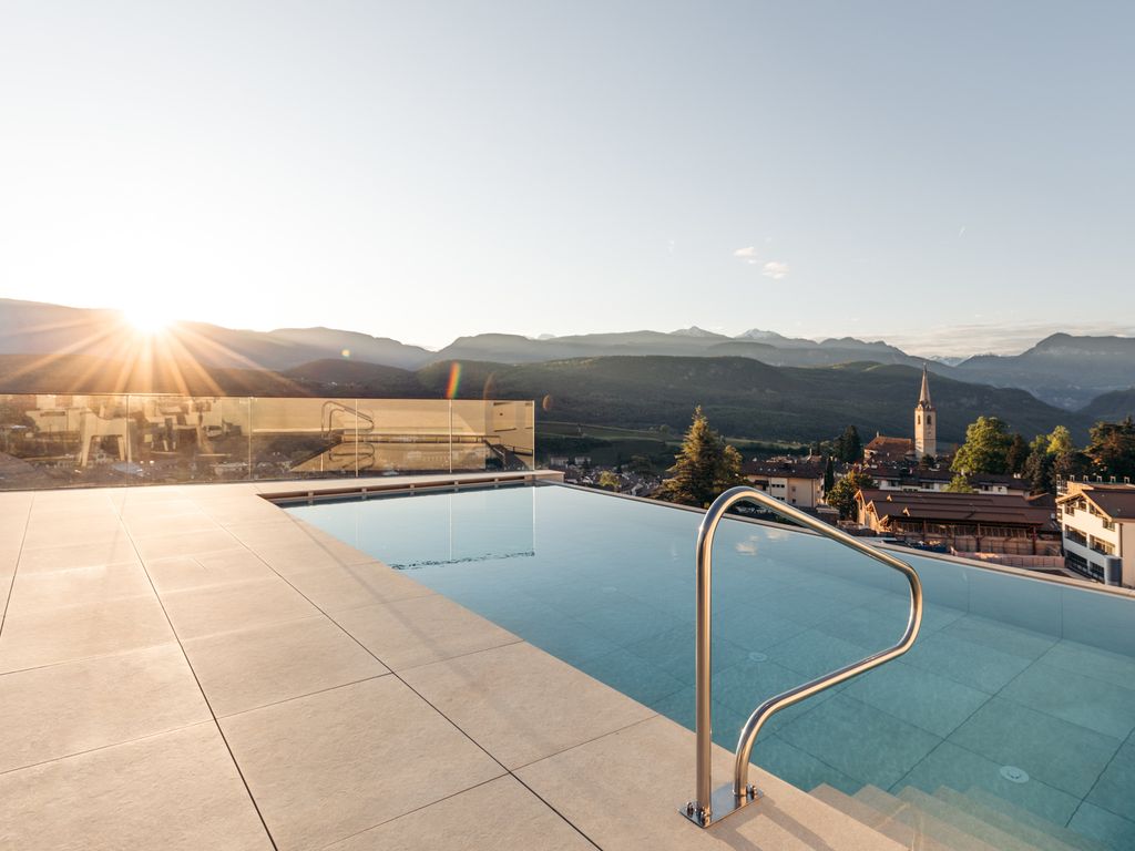 Sky Relax Pool