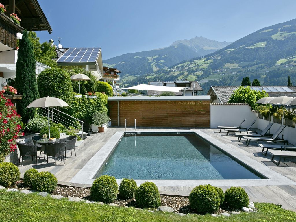 Schwimmbad