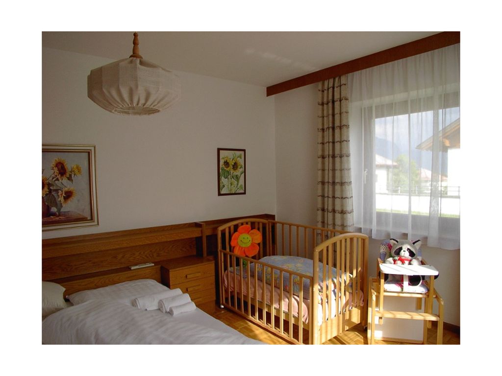 Schlafzimmer "Iris" Ferienwohnung Ritten Klobenstein