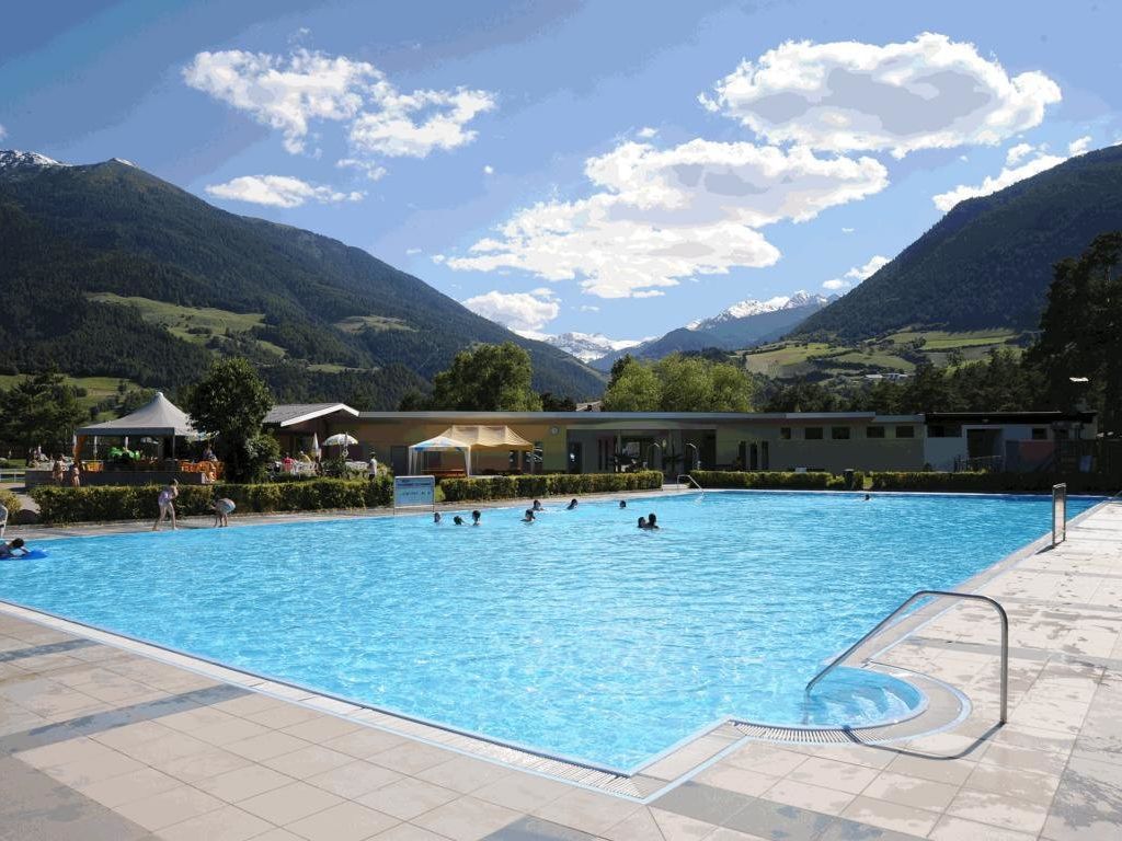 Freibad (Anf.Juni-Ende August) am Camping Kiefernhain