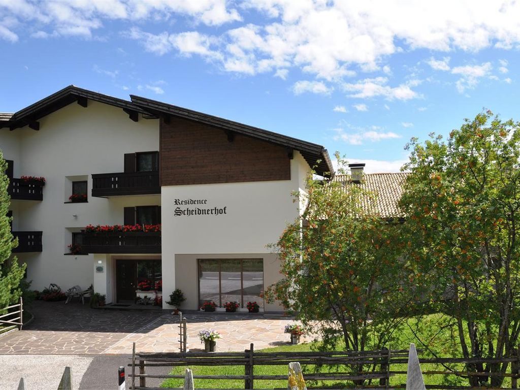 Residence 1