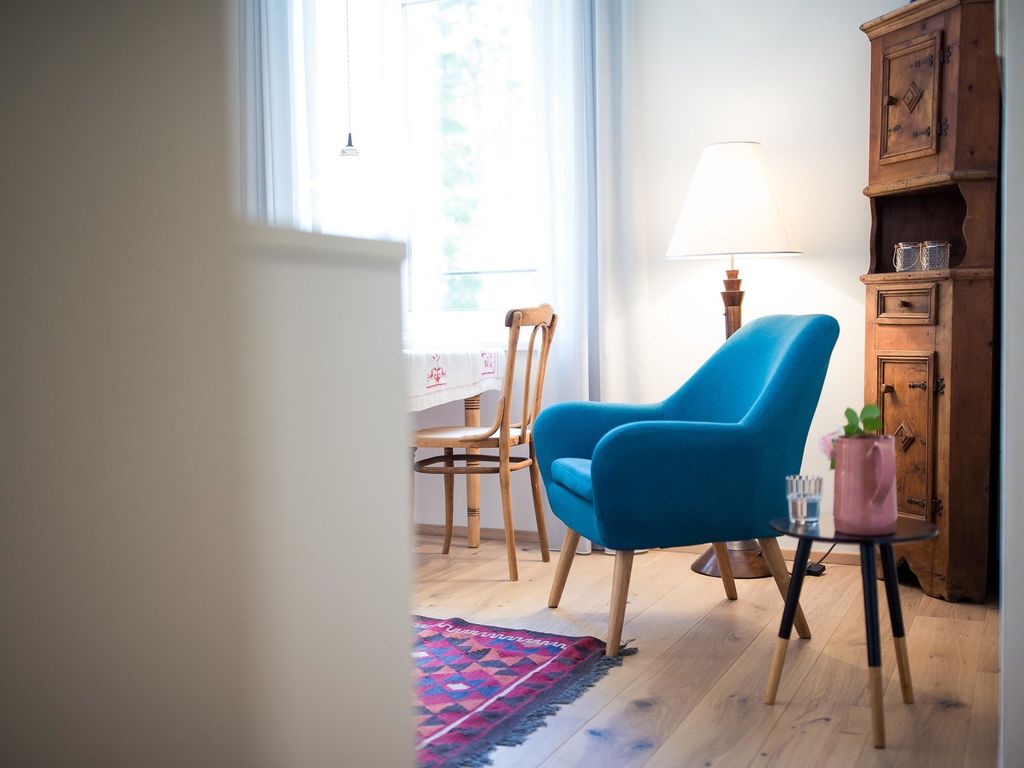 Apartment 8