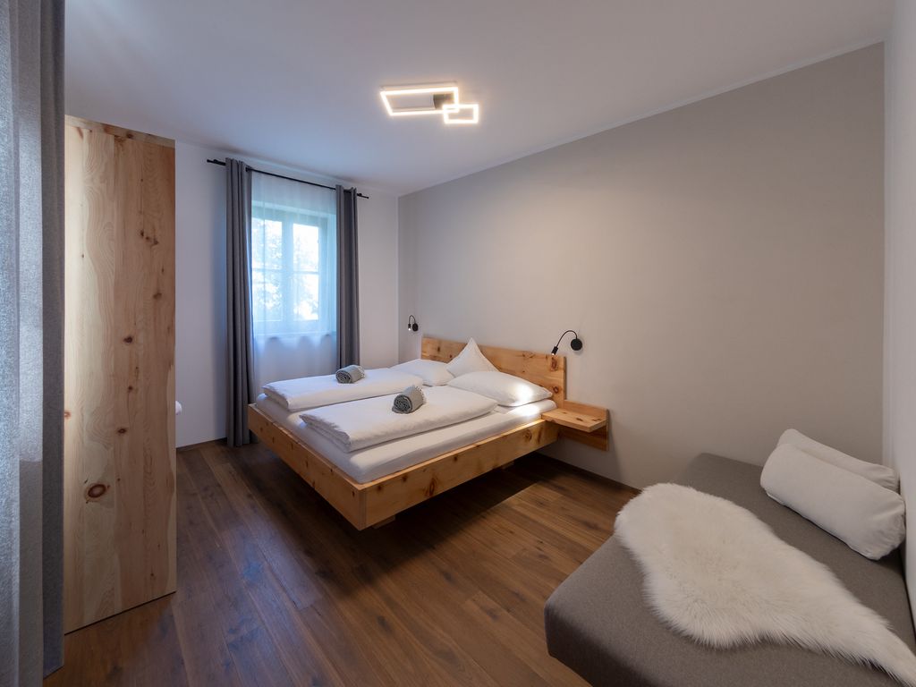 Engadiner Apartments & Wines