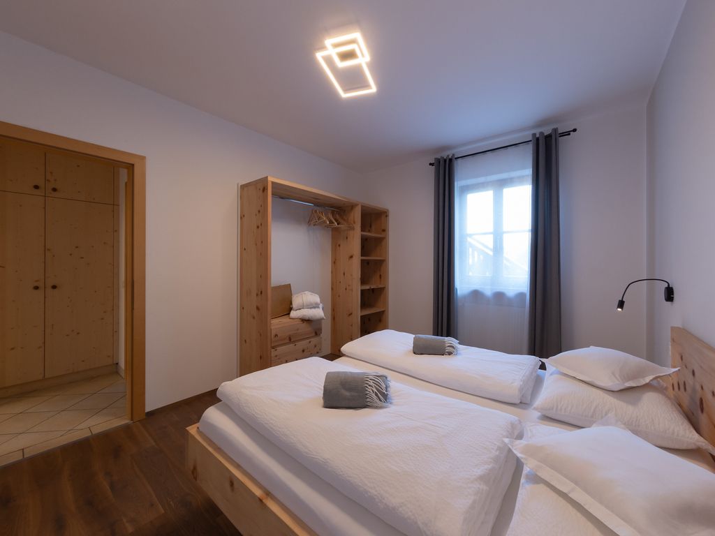 Engadiner Apartments & Wines
