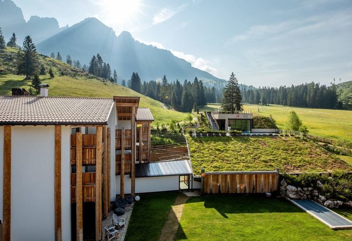 Suite Karersee mit Blick zum Rosengarten