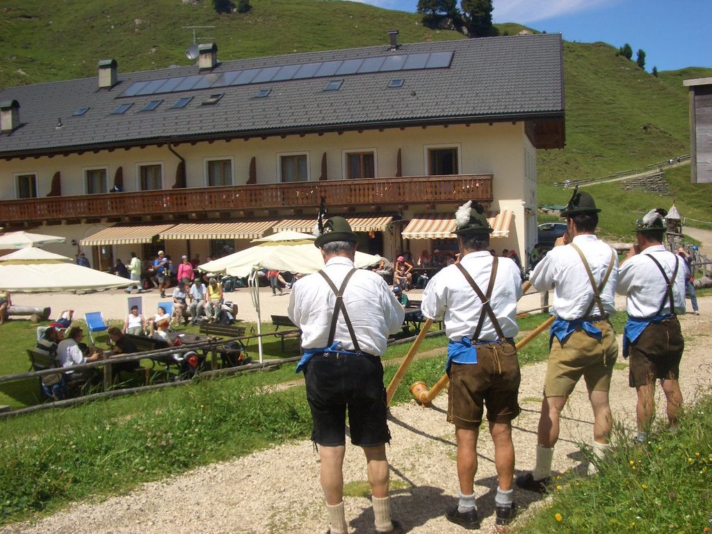 Alphornbläser bei der Mahlknechthütte