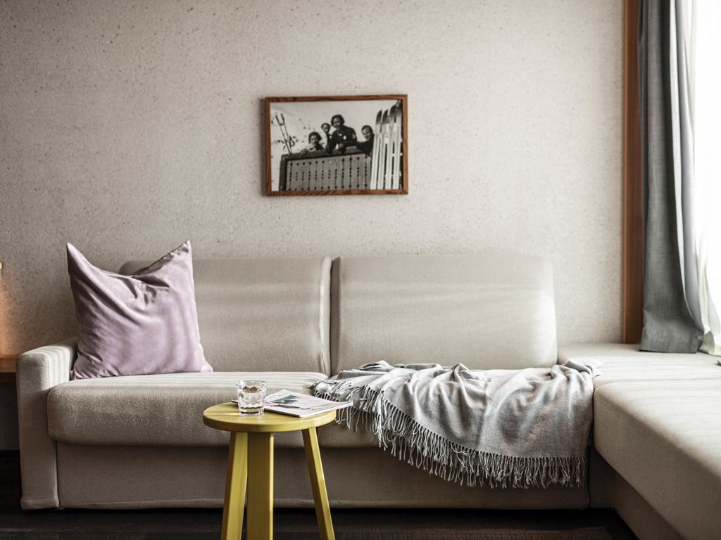 La Paula Apartments & Suites