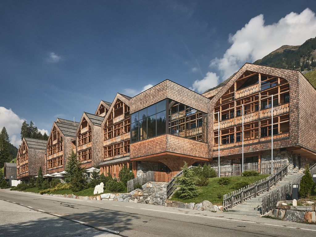 Tenne Lodges im Sommer