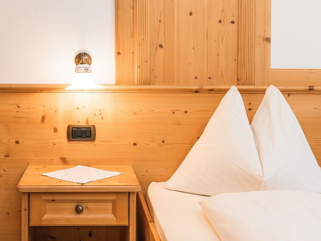App. 5 Schlafzimmer Detail 1