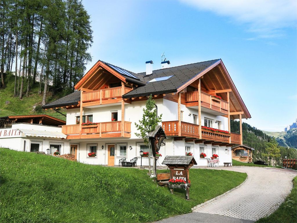 Apartments La Baita