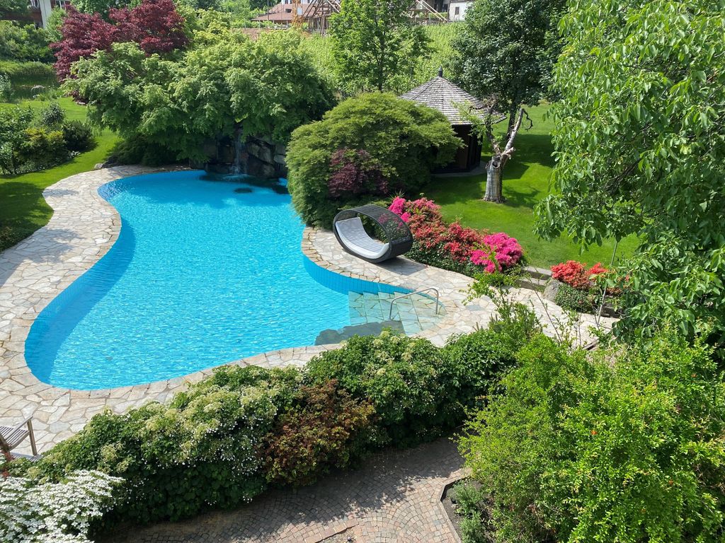 Salzwasserpool