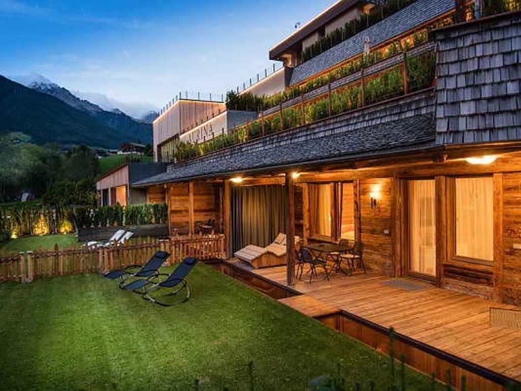Aurina - Private Luxury Lodges