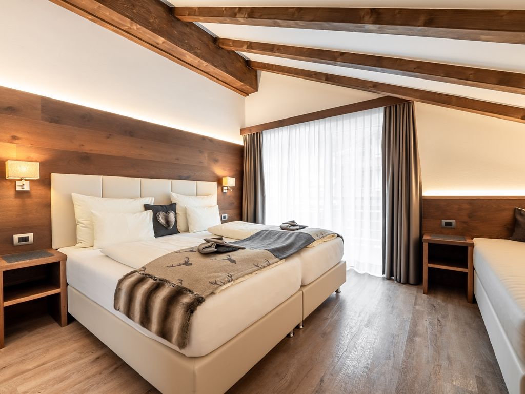 Mountain Sella DeLuxe