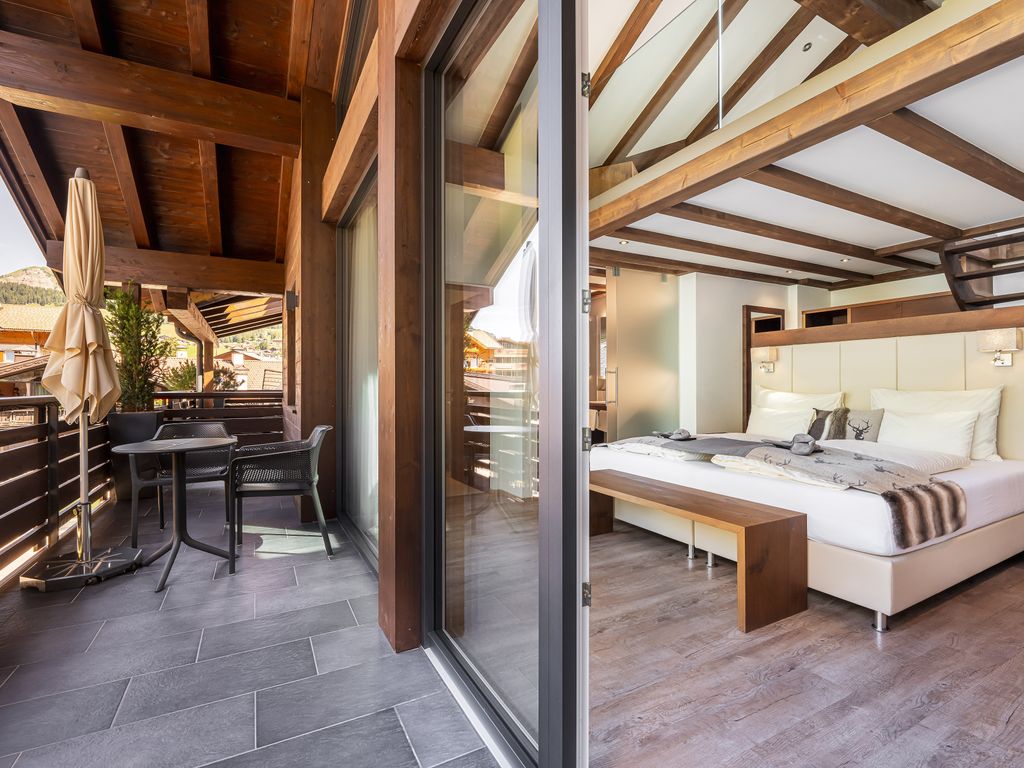 Arya Alpina Loft