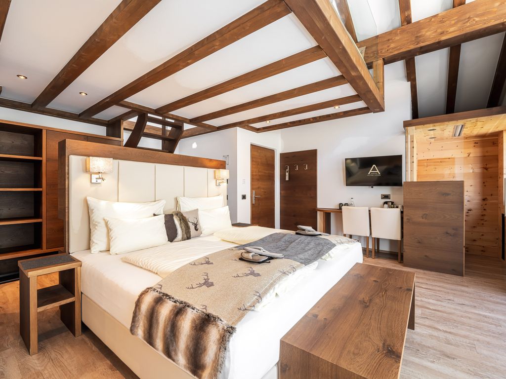 Arya Alpina Loft