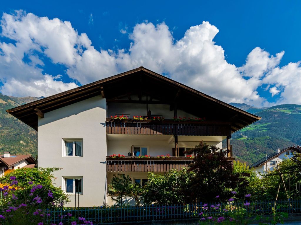 Ferienwohnungen Haus Schlossblick